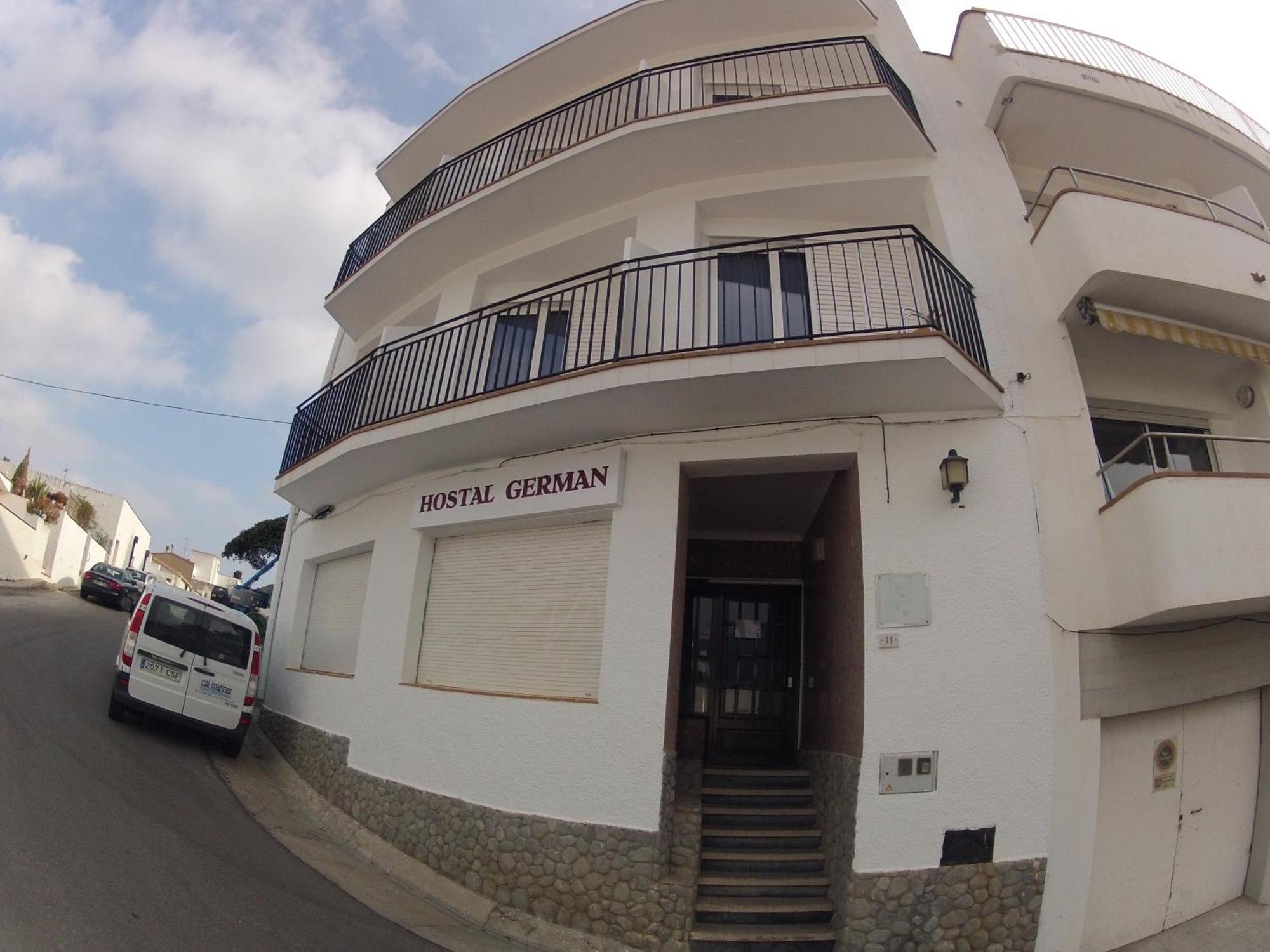 El Port De La Selva Hostal German מראה חיצוני תמונה